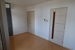 アーバンウェル茨木 310 3階1Kのリビング/ダイニング