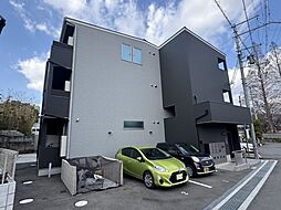 Gracias court 富田 202