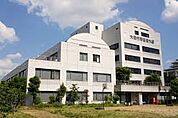 大阪行岡医療大学