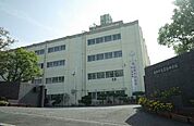 高槻市立芝谷中学校