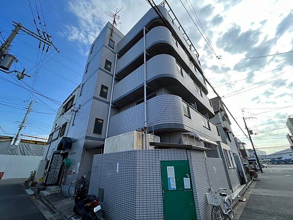 ゾーンエバーグリーン ｜大阪府摂津市東別府1丁目(賃貸マンション2LDK・1階・67.00㎡)の写真 その1