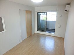 プラーンドル4 3階1LDKのリビング/ダイニング