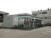 ファミリーマート佐倉井野店 徒歩9分。 710m