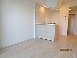 東急東横線 都立大学駅 徒歩5分の賃貸マンション 8階1DKのリビング/ダイニング