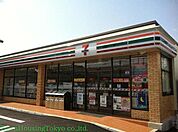 セブンイレブン世田谷弦巻3丁目店 徒歩3分。徒歩10分。コンビニ 240m