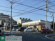セブン-イレブン 世田谷上用賀1丁目店 徒歩4分。 290m