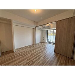 ウエリスアーバン守口 6階1LDKのリビング/ダイニング