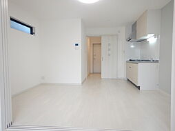 セレニティ八雲北町2丁目A棟 1階1LDKのリビング/ダイニング