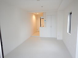 ザブラックフォート 2階1Kのリビング/ダイニング