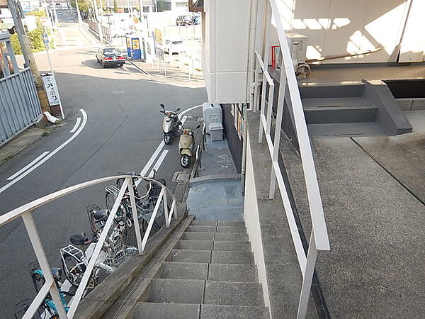 建物エントランス