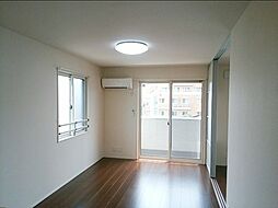 ステーションヒルズ本八幡 301 3階1LDKのリビング/ダイニング