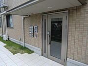 オートロック完備