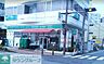 周辺：ローソンストア100船橋本町六丁目店 徒歩8分。 630m