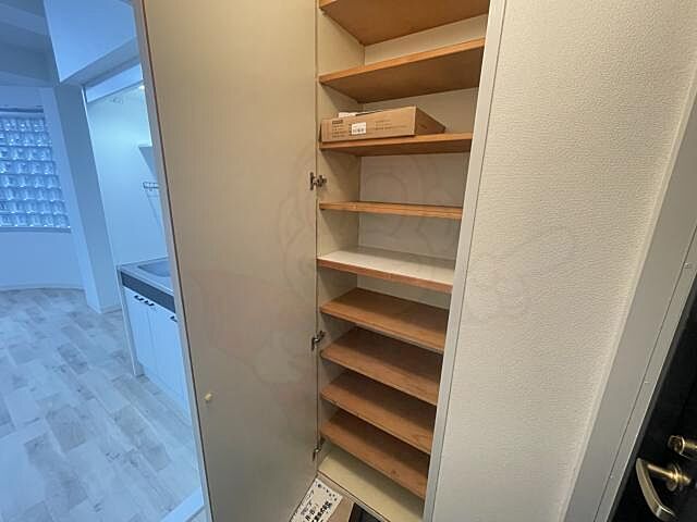 収納
