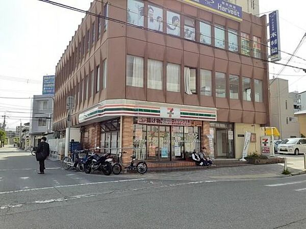 画像28:セブンイレブン阪急園田駅前東店まで600m