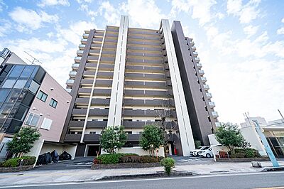 外観:通りに面した表情が明るく、気持ちよくお迎えできます。 外観:通りに面した表情が明るく、気持ちよくお迎えできます。