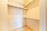 収納：服や趣味をまとめやすく、部屋が散らかりにくいです。