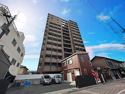 外観：平成13年築総戸数52戸管理費7000円/月修繕積立金13910円/月駐車場6000円～11000円/月※駐車場空き要確認