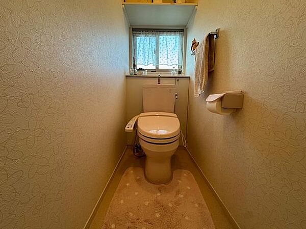 トイレを拡大表示
