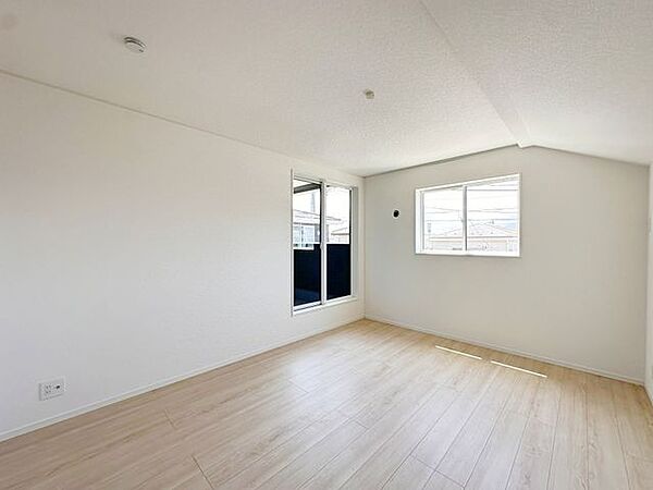 寝室を拡大表示