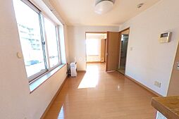 ジュネスコート旭町壱番館 201 3階1DKのリビング/ダイニング