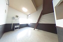 クレドール月寒 105 2階ワンルームのリビング/ダイニング