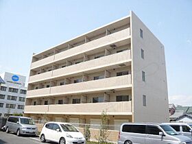 ル・ソレイユ  ｜ 兵庫県尼崎市善法寺町24番5号（賃貸マンション1R・1階・43.66㎡） その1