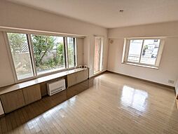 ライオンズマンション円山桜通り 101 1階3LDKのリビング/ダイニング