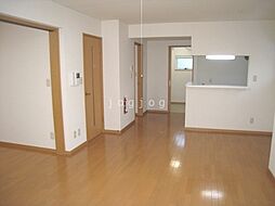 グランドール寿 301 3階2LDKのリビング/ダイニング