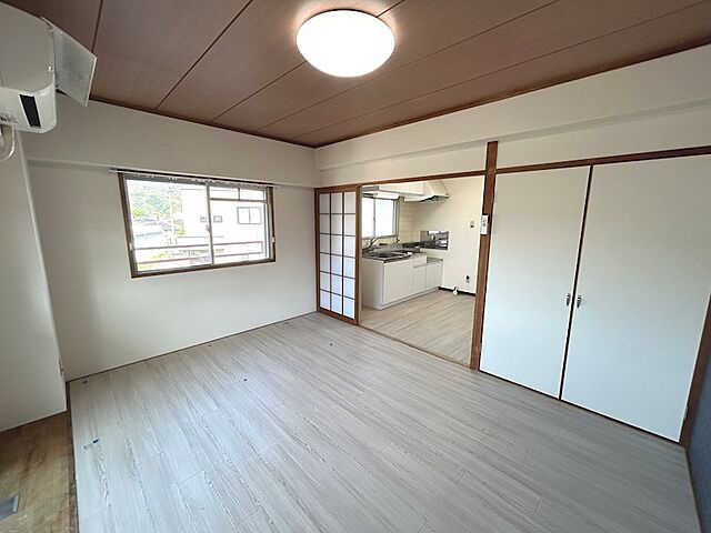 寝室