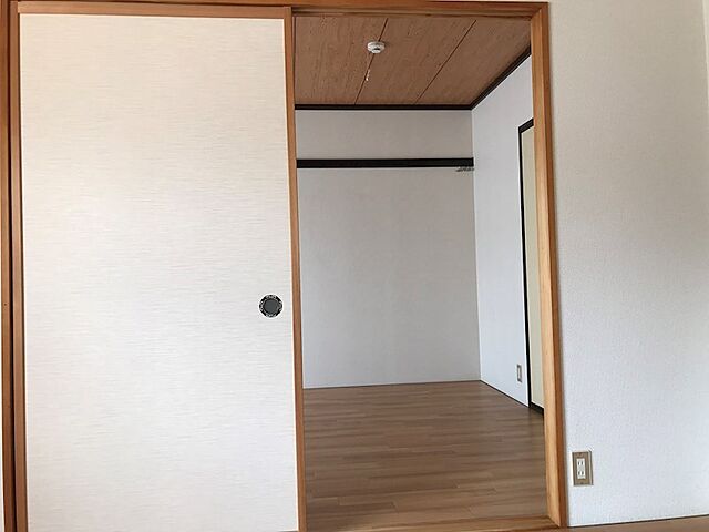 寝室