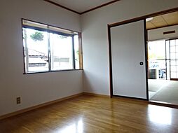 居間
