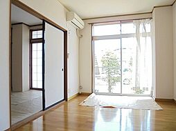 居間