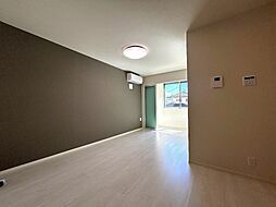 グランデージ松ヶ丘 1階1LDKのリビング/ダイニング