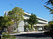 長野市立南部小学校（469m）