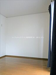 ビレッジエリカ 1階1Kのリビング/ダイニング