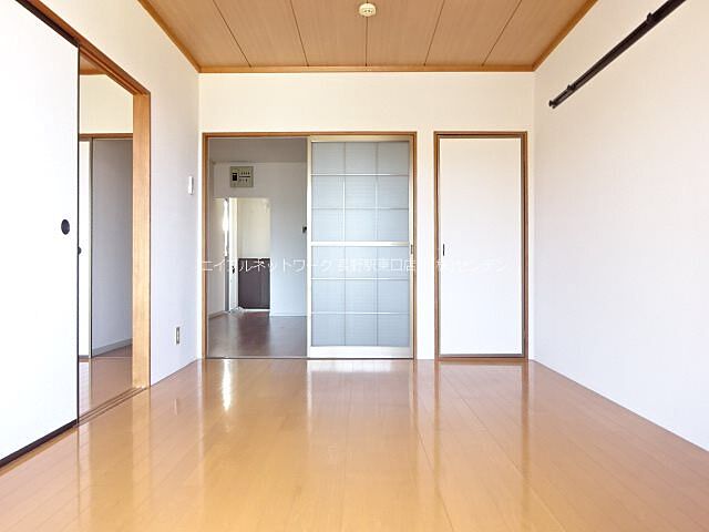 寝室