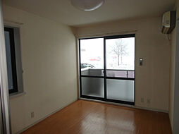 アルコバレーノI　A 2階2DKのリビング/ダイニング