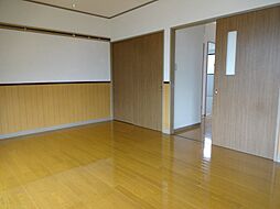 居間