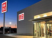 ユニクロ　佐久北インター店（2564m）