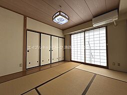 居間