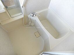 ディアス砥沢 2階2DKのリビング/ダイニング