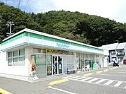 ファミリーマート 茅野本町東店（641m）