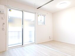 サンソレイユ 1階1LDKのリビング/ダイニング