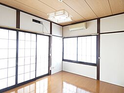 居間