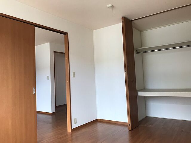 寝室