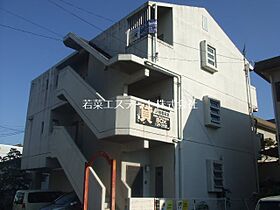 ホーキーポーキー 302 ｜ 福岡県久留米市東合川町（賃貸マンション1R・3階・43.01㎡） その1