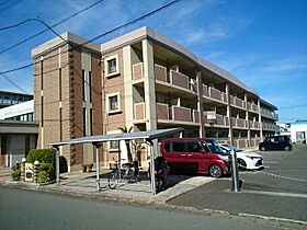 福岡県久留米市東合川新町（賃貸マンション1R・1階・31.53㎡） その1