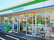 ファミリーマート岡崎材木町店まで約257ｍ　徒歩約4分