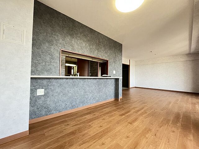 リビング/ダイニング エルグランデ横山II 4階/-